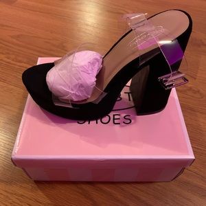 Black Extreme Platform Sandals